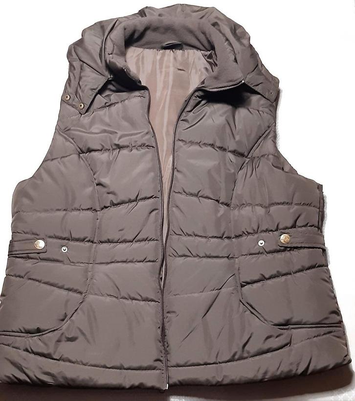 Dames bodywarmer met kap maat 54, Kleding | Dames, Bodywarmers, Zo goed als nieuw, Maat 46/48 (XL) of groter, Bruin, Ophalen