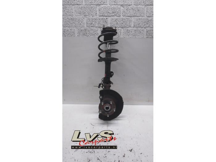 Barre amortisseur avant gauche d'un Mitsubishi Outlander, Autos : Pièces & Accessoires, Suspension & Châssis, Mitsubishi, Utilisé