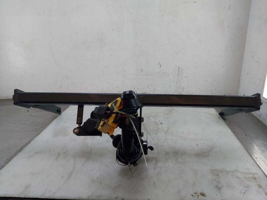 ATTELAGE REMORQUE Toyota Corolla Cross (01-2020/-), Autos : Pièces & Accessoires, Suspension & Châssis, Toyota, Utilisé