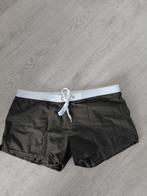 Groene heren zwembroek, Enlèvement ou Envoi