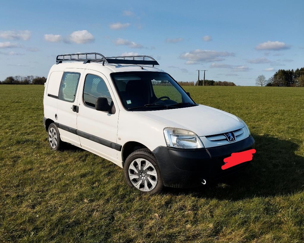 Peugeot Partner utilitaire, Voorwielaandrijving, Stof, Zwart, 4 cilinders