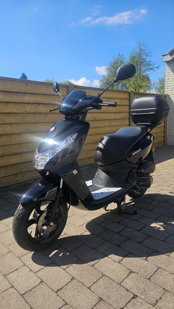 Peugeot kisbee A Klasse 2 maand oud, Vélos & Vélomoteurs, Cyclomoteurs | Peugeot, Enlèvement