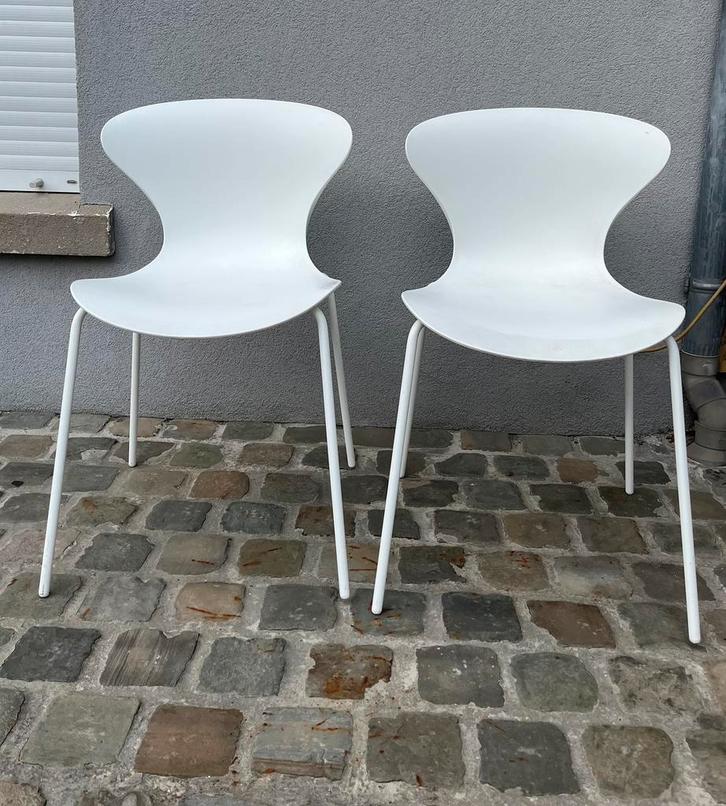 Dup de chauses blanches en polypropylène, Maison & Meubles, Chaises, Utilisé, Deux, Synthétique, Métal, Blanc, Enlèvement
