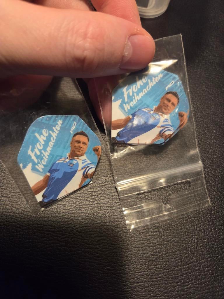 TE KOOP DARTS FLIGHTS THE ICEMAN, Sport en Fitness, Darts, Ophalen of Verzenden, Flights