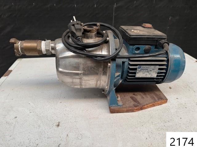 1564. Pompen / beregeningspomp / Grundfos / Duijvelaar, Jardin & Terrasse, Pompes à eau, Utilisé, Pompe d'irrigation, Enlèvement