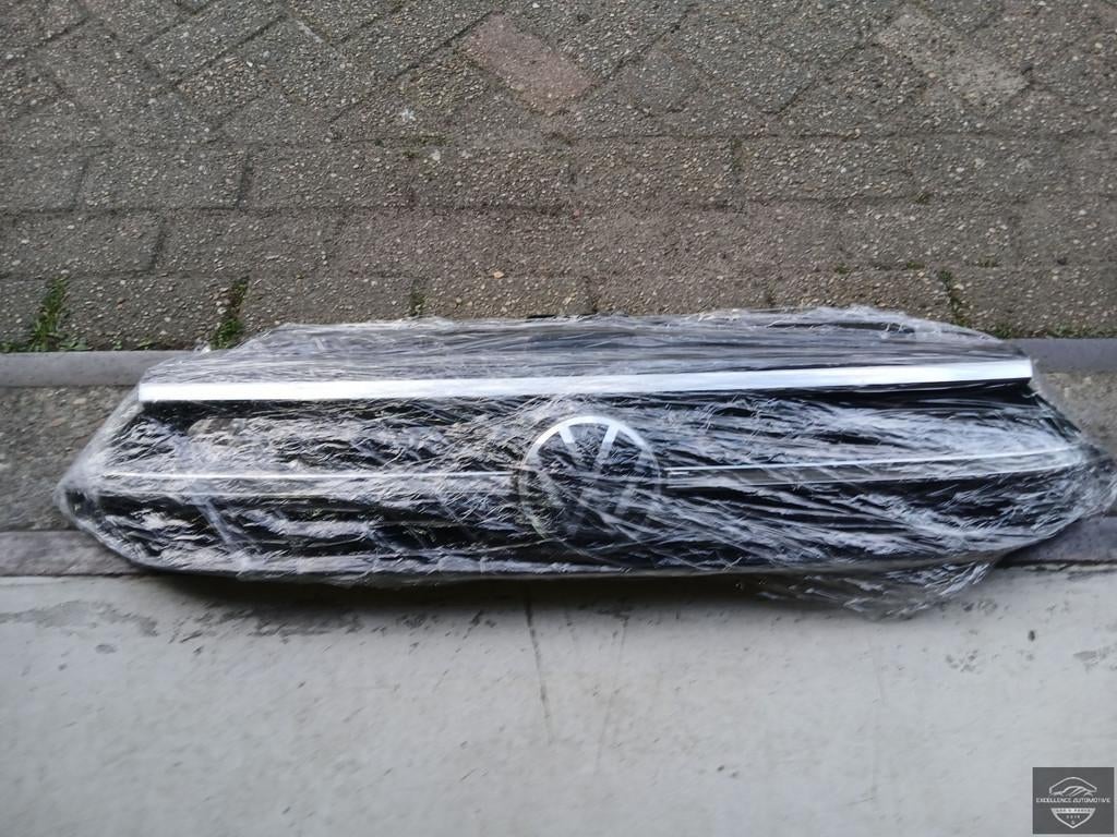 Calandre LED pour VW T-Roc restyl 2020-2025 (r f rence 2GA85, Volkswagen, Volkswagen AG, Vw@volkswagen.de, Utilisé