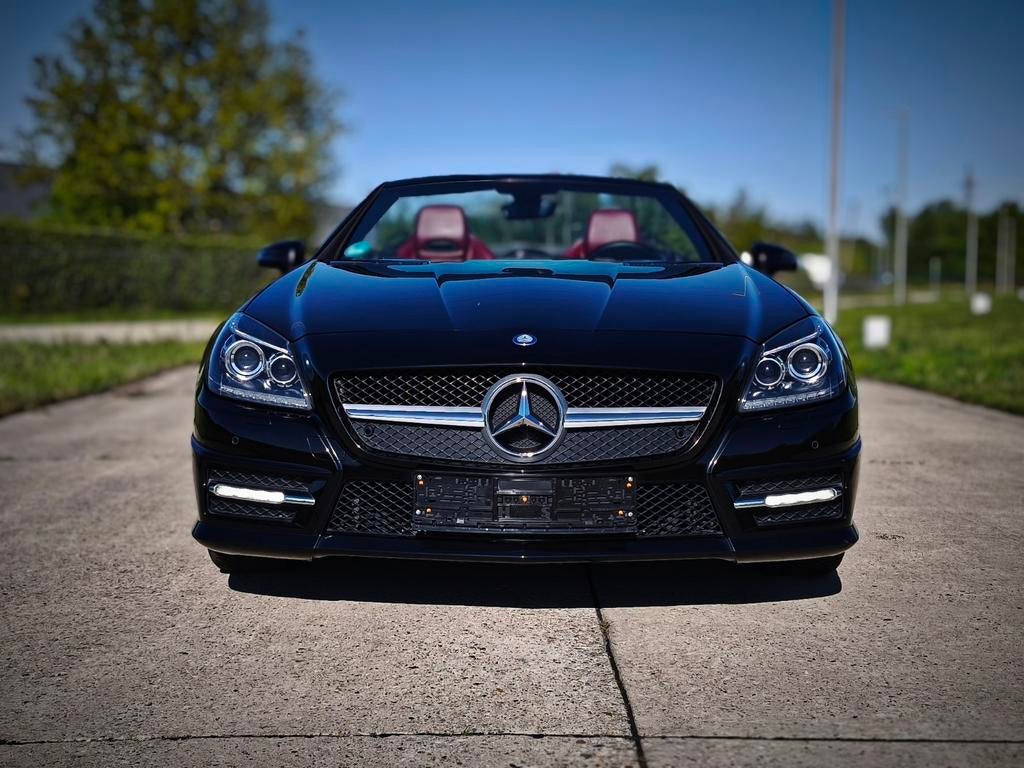 Mercedes-benz SLK200 full AMG black pack, Autos, Mercedes-Benz, Cuir, Euro 5, Achat, 135 kW