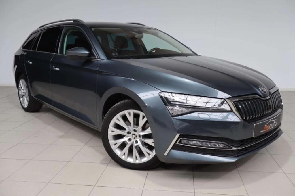 Skoda Superb Combi Superb PHEV 1.4 TSI Sportline DSG, Auto's, Skoda, Automaat, Gebruikt, Euro 6, 4 cilinders