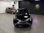TOYOTA AYGO SPECIALE UITVOERING 2015 BENZINE 105.000KM, Bluetooth, Achat, 998 cm³, Entreprise