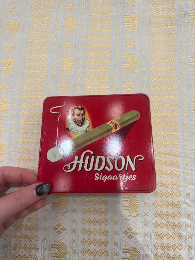 Antieken sigaren doosje hudson, Ophalen