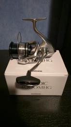 Shimano STRADIC 4000 MHG, Enlèvement, Neuf, Moulinet