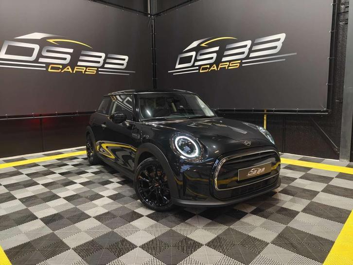 Mini Cooper Mini 1.5 AUTOMAAT/JCW 17"/Ambi/Cruise/GPS/Apple, Auto's, Mini, Bedrijf, Te koop, John Cooper Works, ABS, Airbags, Bluetooth