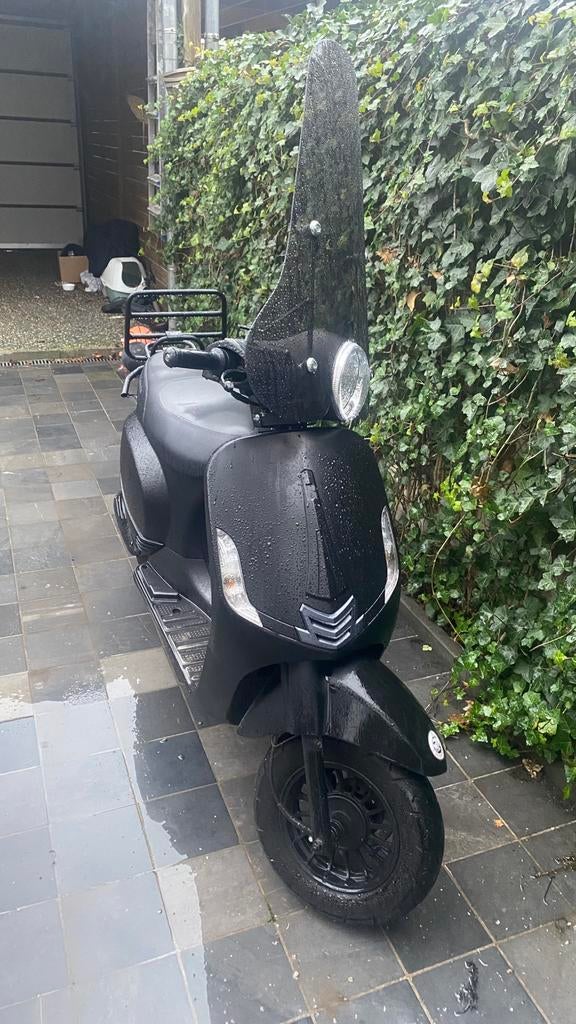 La souris sourini A klasse, Fietsen en Brommers, Ophalen, Overige modellen, Klasse A (25 km/u), Zo goed als nieuw