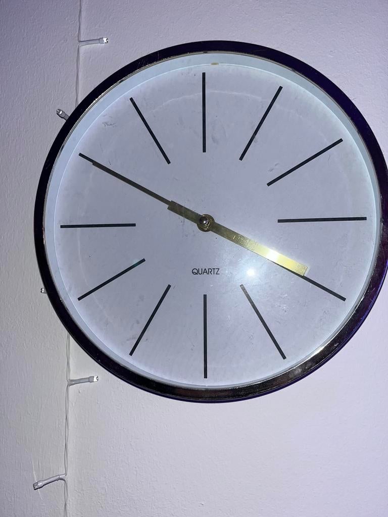 Wand klok, Maison & Meubles, Accessoires pour la Maison | Horloges, Enlèvement, Comme neuf, Analogique, Horloge murale