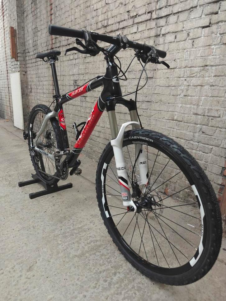 Magnifique vtt Carbon Thompson complètement en ordre, Vélos & Vélomoteurs, Vélos | VTT & Mountainbikes, Utilisé, Hommes, Autres marques