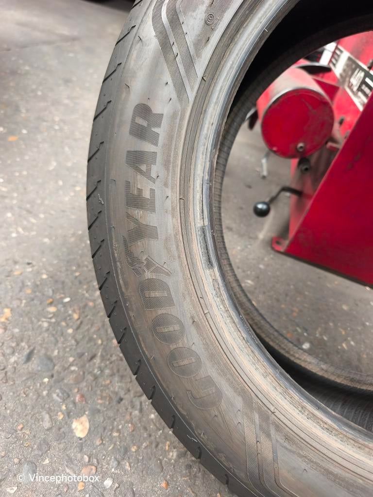 4 banden Goodyear Eagle F1 asymmetric 3, Ophalen