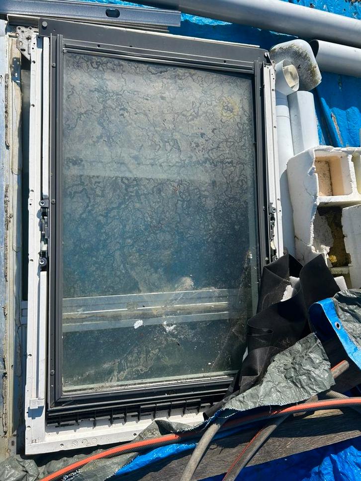 Fenêtre de toit VELUX – 80 x 120 cm, Bricolage & Construction, Vitres, Châssis & Fenêtres, Utilisé, Double vitrage, Enlèvement