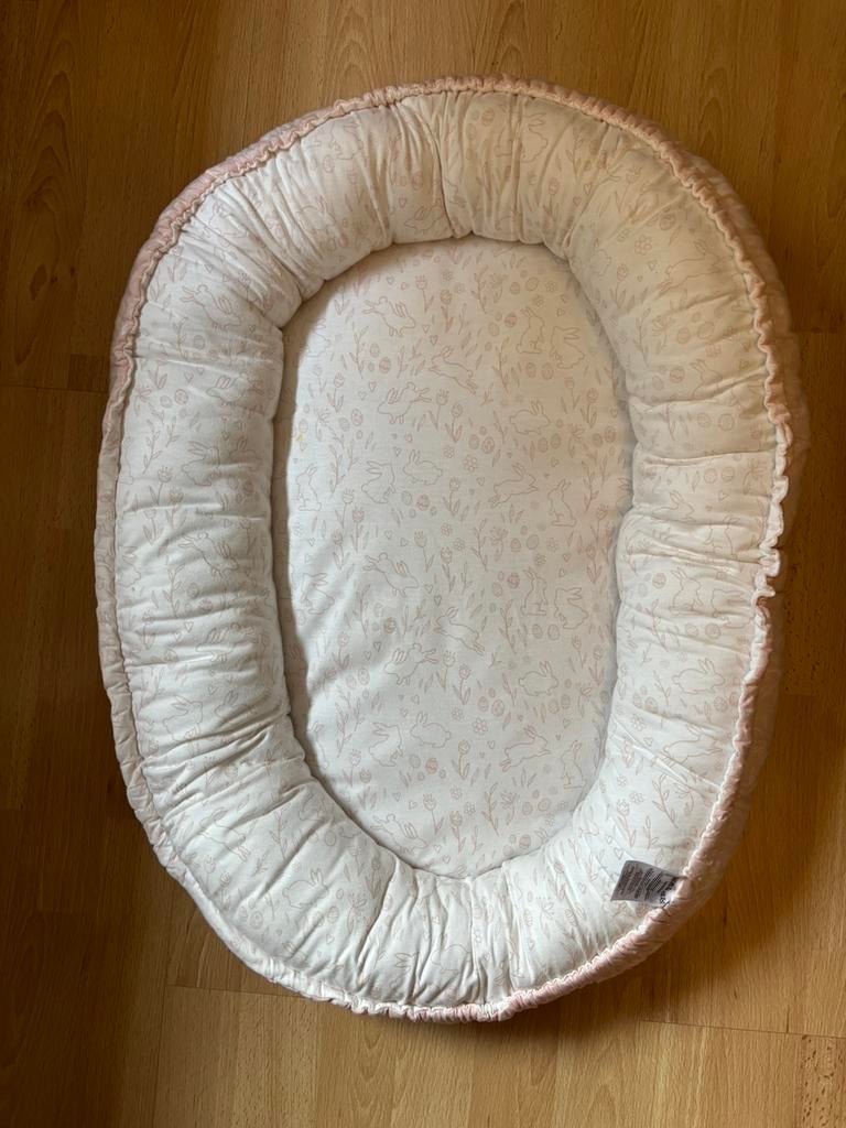 Baby nestje, Enlèvement ou Envoi, Comme neuf