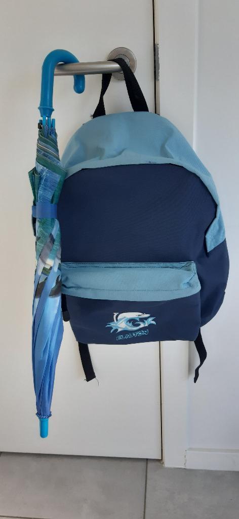 Sac à dos Dolphin + parapluie, sac à dos Elyston, Bijoux, Sacs & Beauté, Sacs | Sacs de voyage & Petits Sacs de voyage, Comme neuf