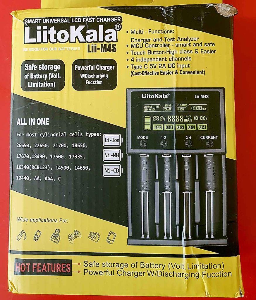 chargeur de batterie intelligent LiitoKala Lii-M4S, TV, Hi-fi & Vidéo, Batteries, Enlèvement ou Envoi, Comme neuf