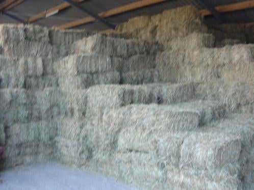 kleine pakjes  hooi, Enlèvement