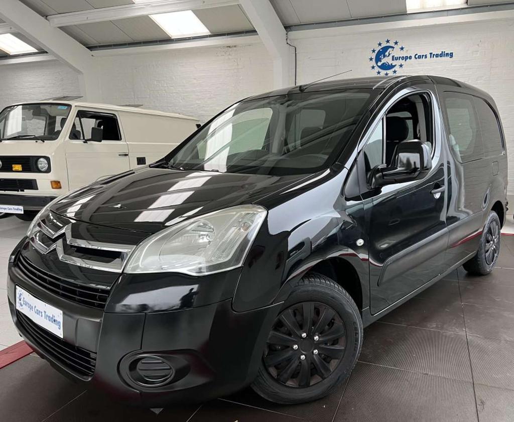 Citroën Berlingo 1.6 e-HDI 90CH BOITE AUTO ETG6 ATTELAGE GA, Auto's, Automaat, Stof, Gebruikt, Zwart