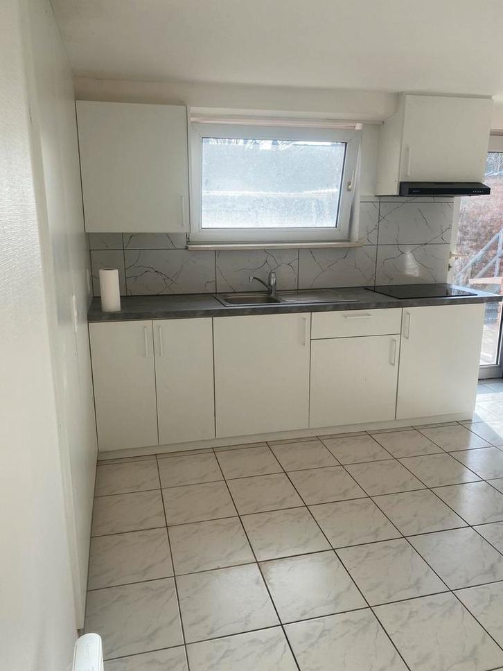 Studio met aparte slpk te Deurne, Maison & Meubles, Cuisine | Cuisines complètes, Comme neuf, Enlèvement