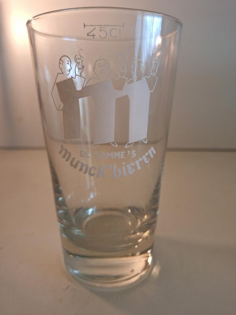 2x verschillende oude bierglazen Munck bier brouwerij, Ophalen of Verzenden