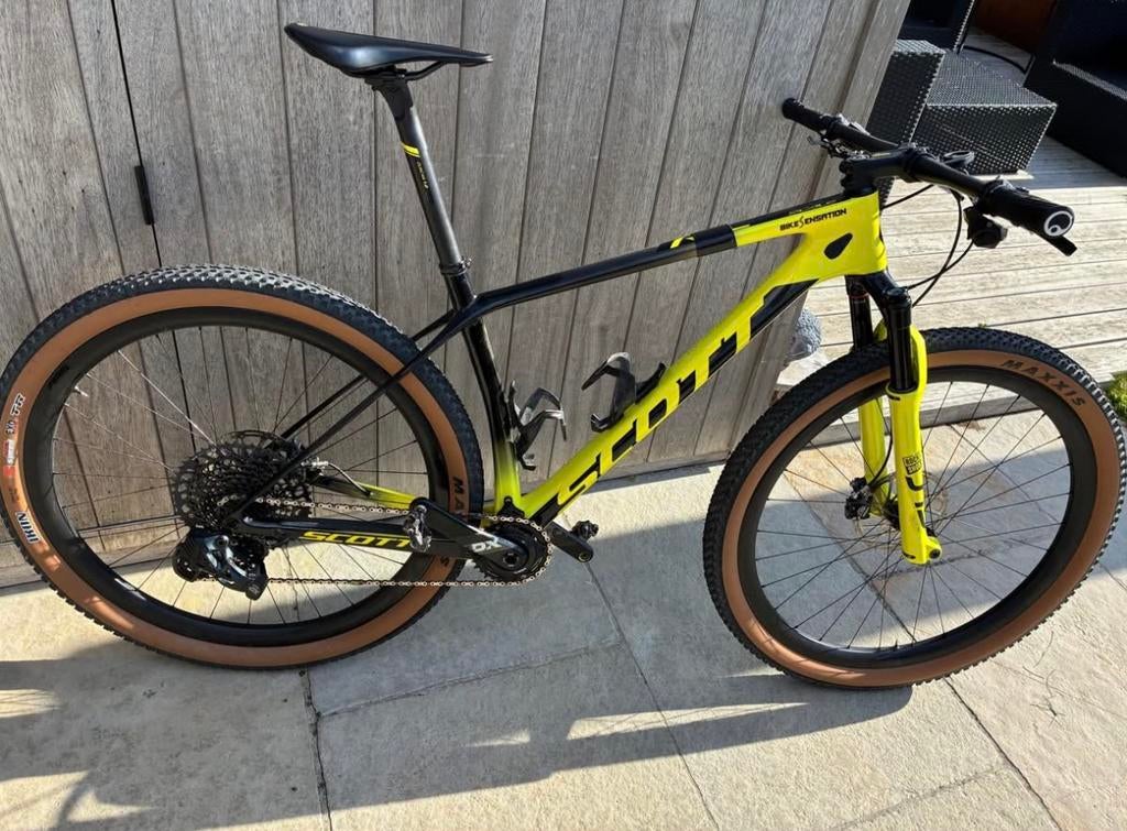 Scott scale rc worldcup, Fietsen en Brommers, Ophalen, Zo goed als nieuw