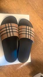 Burberry slides, Ophalen, Zo goed als nieuw, Slippers