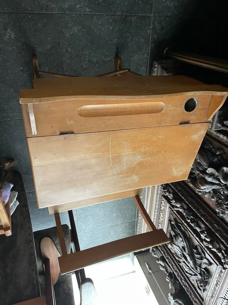 Antiek kinderbureautje, Huis en Inrichting, Kasten | Secretaires, Ophalen, Zo goed als nieuw