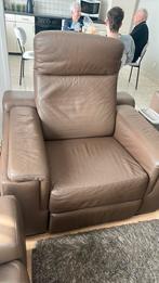 2 bruine relaxen te koop, Ophalen, Gebruikt, 100 tot 125 cm, Leer