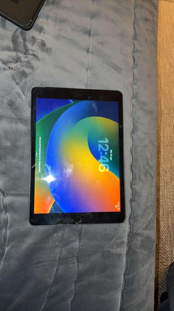 Ipad 9e generatie, Computers en Software, Apple iPads, Ophalen, Zo goed als nieuw