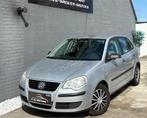 VW POLO 1.2i ESSENCE 112 000KM CARPASS 5 PORTES 2005 AIRCO, Auto's, Voorwielaandrijving, Stof, Bedrijf, Handgeschakeld