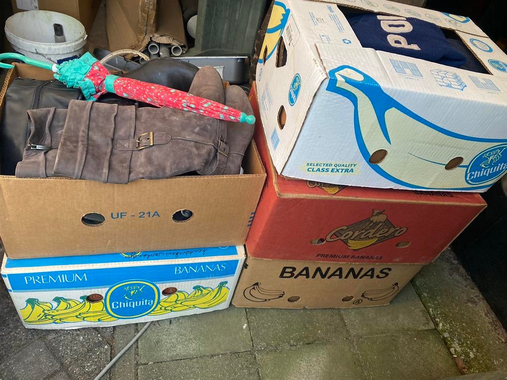 Partij / lot dozen voor rommelmarkt, Ophalen, Zo goed als nieuw