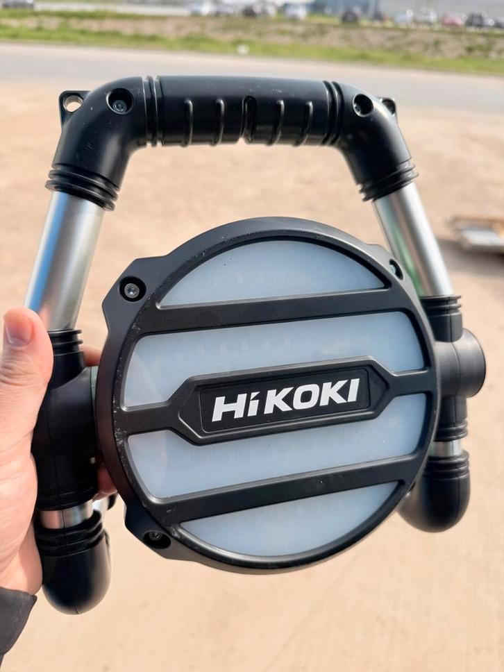 Lampe chantier Hikoki, Bricolage & Construction, Éclairage de chantier, Comme neuf, Lampe, Moins de 50 watts, Avec pied, Enlèvement ou Envoi