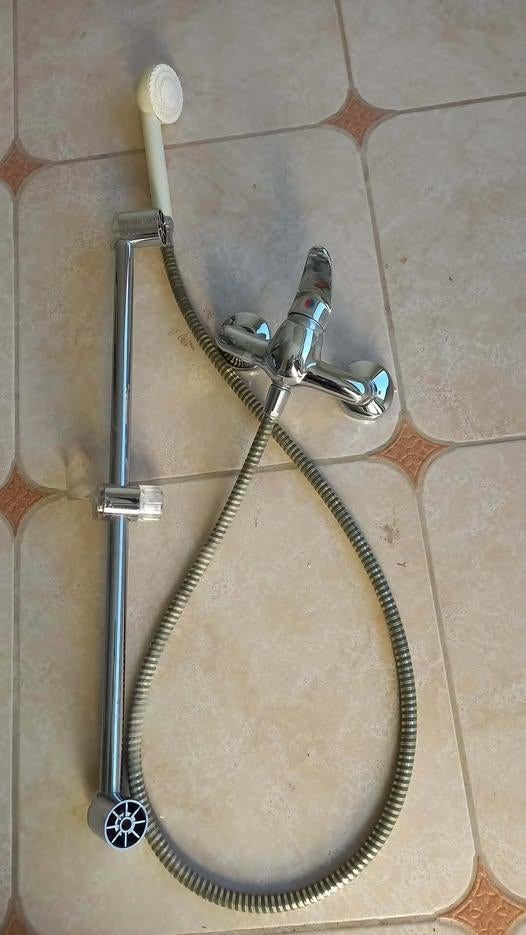 douche kraan en lavabo kraan, Ophalen, Nieuw, Douche