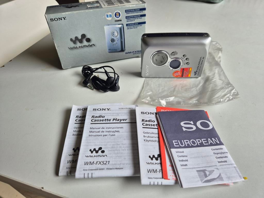 Lecteur cassette Walkman Sony WM-521 en parfait état, Enlèvement ou Envoi, Walkman ou Baladeur
