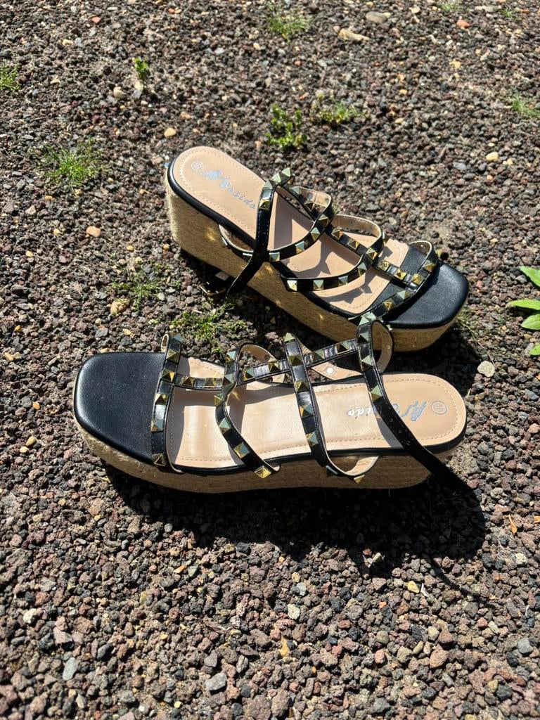 Hakjes maat 40, Ophalen, Zo goed als nieuw