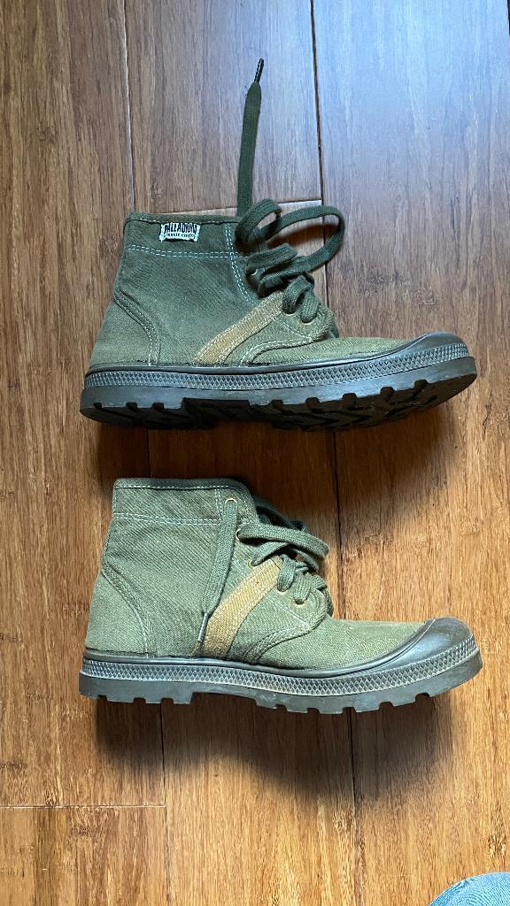 Palladium toile organic bi color 36, Kleding | Dames, Schoenen, Zo goed als nieuw, Lage of Enkellaarzen, Overige kleuren, Ophalen of Verzenden