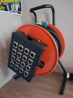 Installation de sonorisation presque complète pour groupe de, Enlèvement