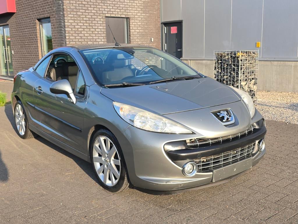 Peugeot 207 cabrio/benzine /144.000km/garantie en keuring, Auto's, Cabriolet, Parkeersensor, Bedrijf, Handgeschakeld