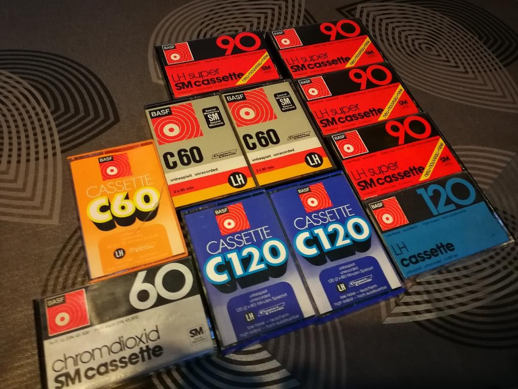 11 ongebruikte blanco BASF cassettes uit de jaren '70, CD & DVD, Cassettes audio, Enlèvement, Comme neuf, 2 à 25 cassettes audio
