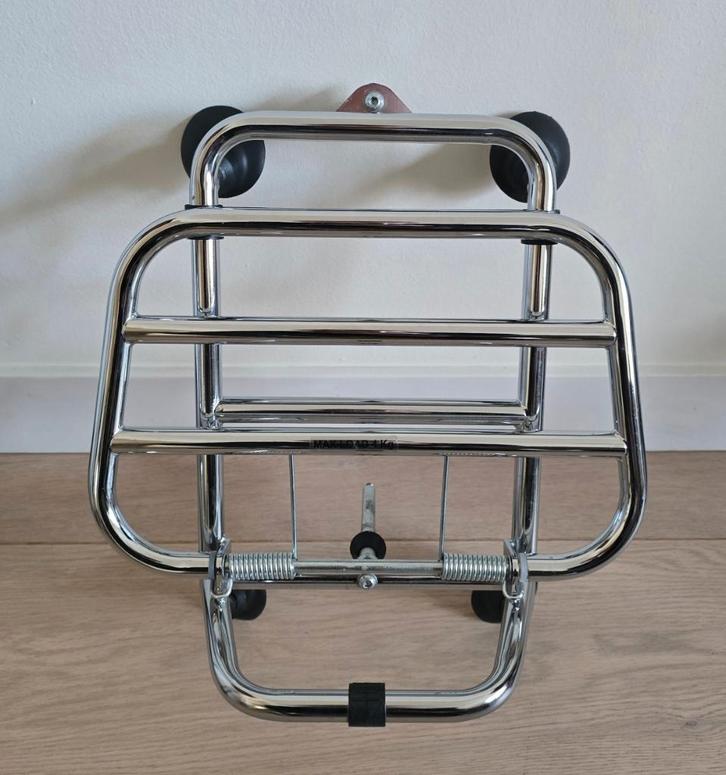 Porte-bagages avant Vespa GTS neuf après 2019, Motos, Accessoires | Autre, Neuf, Enlèvement ou Envoi