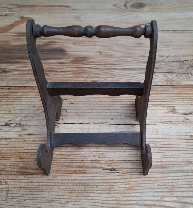 Houten rekje, leuk bijv. als borden standaard, Antiek en Kunst, Curiosa en Brocante, Ophalen of Verzenden