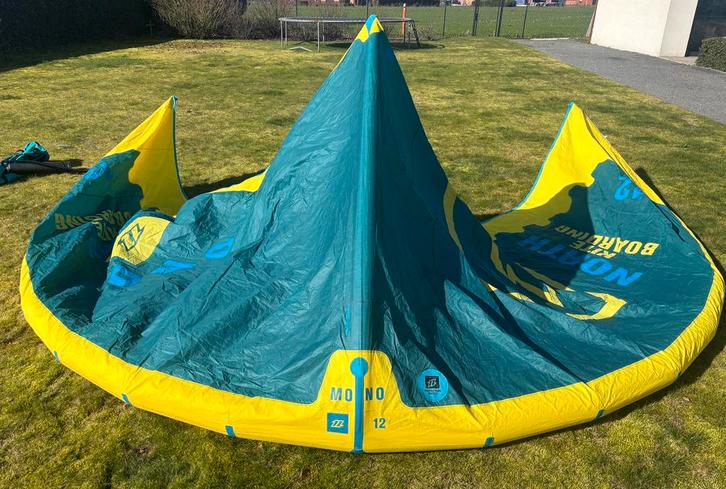 North Mono 12m - North Mono 9m - North Trust Bar (excl 7m), Sports nautiques & Bateaux, Kitesurf, Utilisé, Ensemble de kite, 12 m²