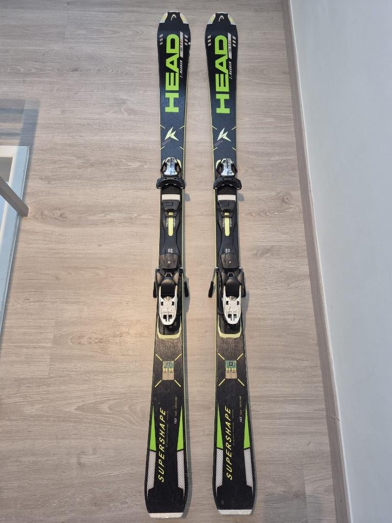 SKI HEAD SUPERSHAPE i.Magnum, ERA 3.0s, Sports & Fitness, 160 à 180 cm, Carving, Skis, Enlèvement