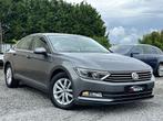 Volkswagen Passat • TRES PROPRE • EURO 6b, Autos, 5 places, Berline, 4 portes, Système de navigation