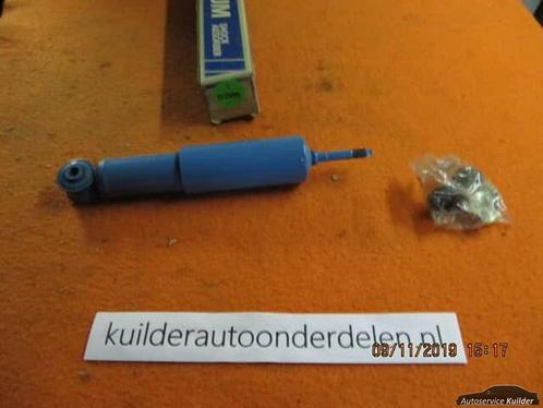 Nieuwe schokdemper voorzijde Lada Niva KYB, Auto-onderdelen, Ophanging en Onderstel, Lada, Nieuw, Ophalen of Verzenden