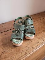 Groene pumps met blokhak van kurk, Kleding | Dames, Schoenen, Ophalen of Verzenden, Zo goed als nieuw, Pumps